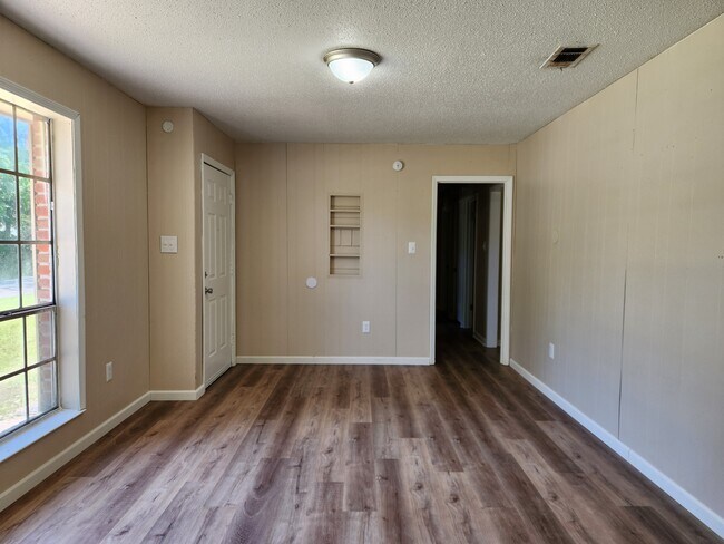 Building Photo - 5644 Picidally Cir