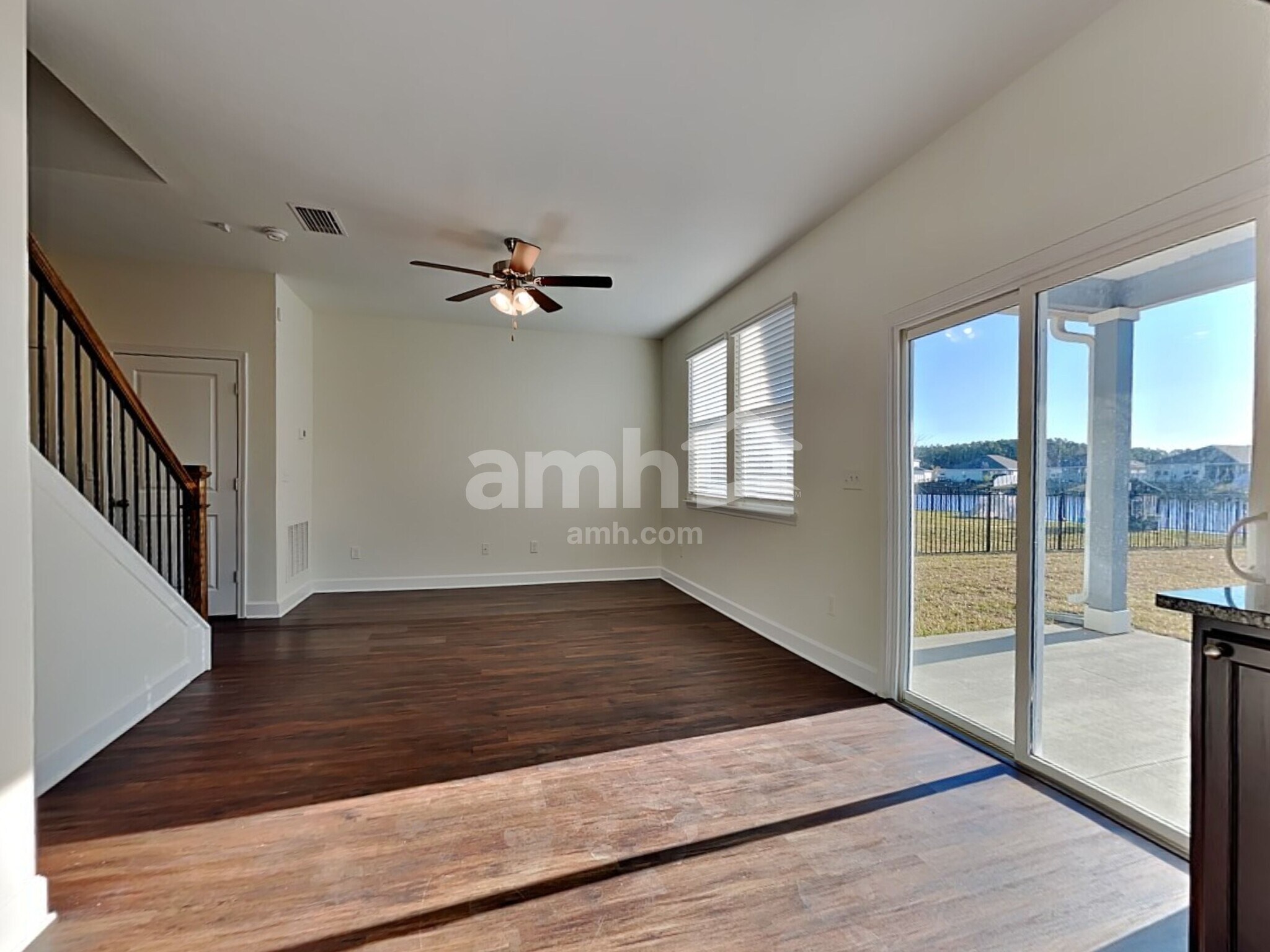 Building Photo - 975 Tan Tara Trl