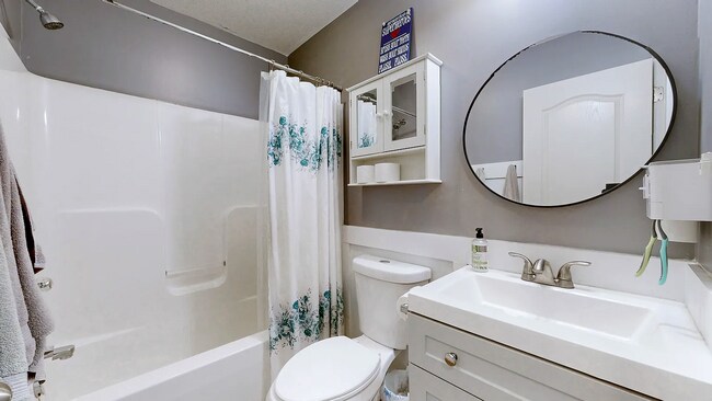 Building Photo - 669 Wolfchase Ct