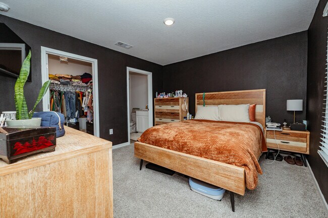 Building Photo - 3102 Heritage Plantation Blvd