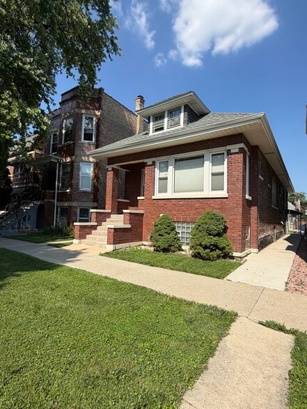 Building Photo - 2107 S 59th Ct