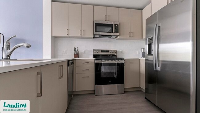 Building Photo - 7301 Lake Bank Lp