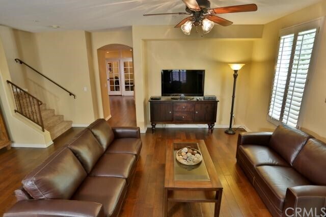 Primary Photo - 322 5th St