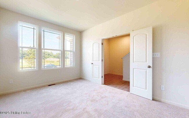Building Photo - 7604 Fair Ln
