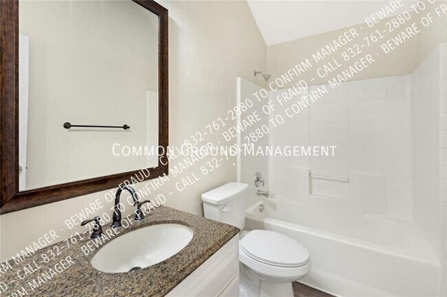 Building Photo - 1118 Grace Dr