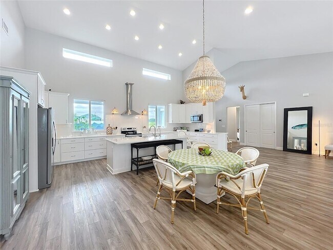 Building Photo - 10224 South Bay Lake Rd