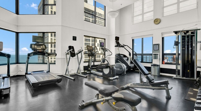 Building Photo - 401 E Ontario St