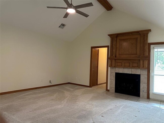 Building Photo - 15713 Traditions Blvd