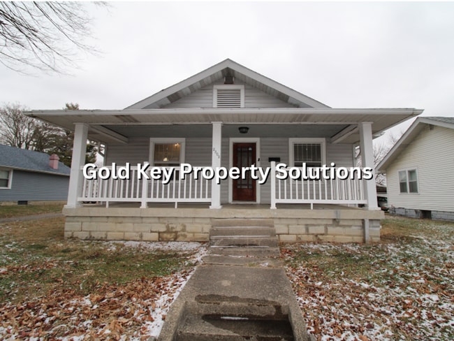 Building Photo - Attractive 2 BR 1 BA House with 2-Car Garage and Covered Porch (NO SECTION 8)