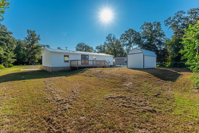 Building Photo - 264 Pinelog St