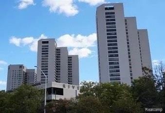 Primary Photo - 300 Riverfront Dr