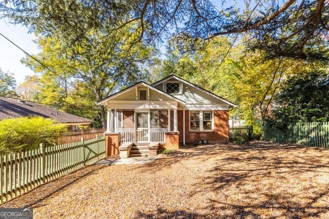 Building Photo - 987 Alloway Pl SE