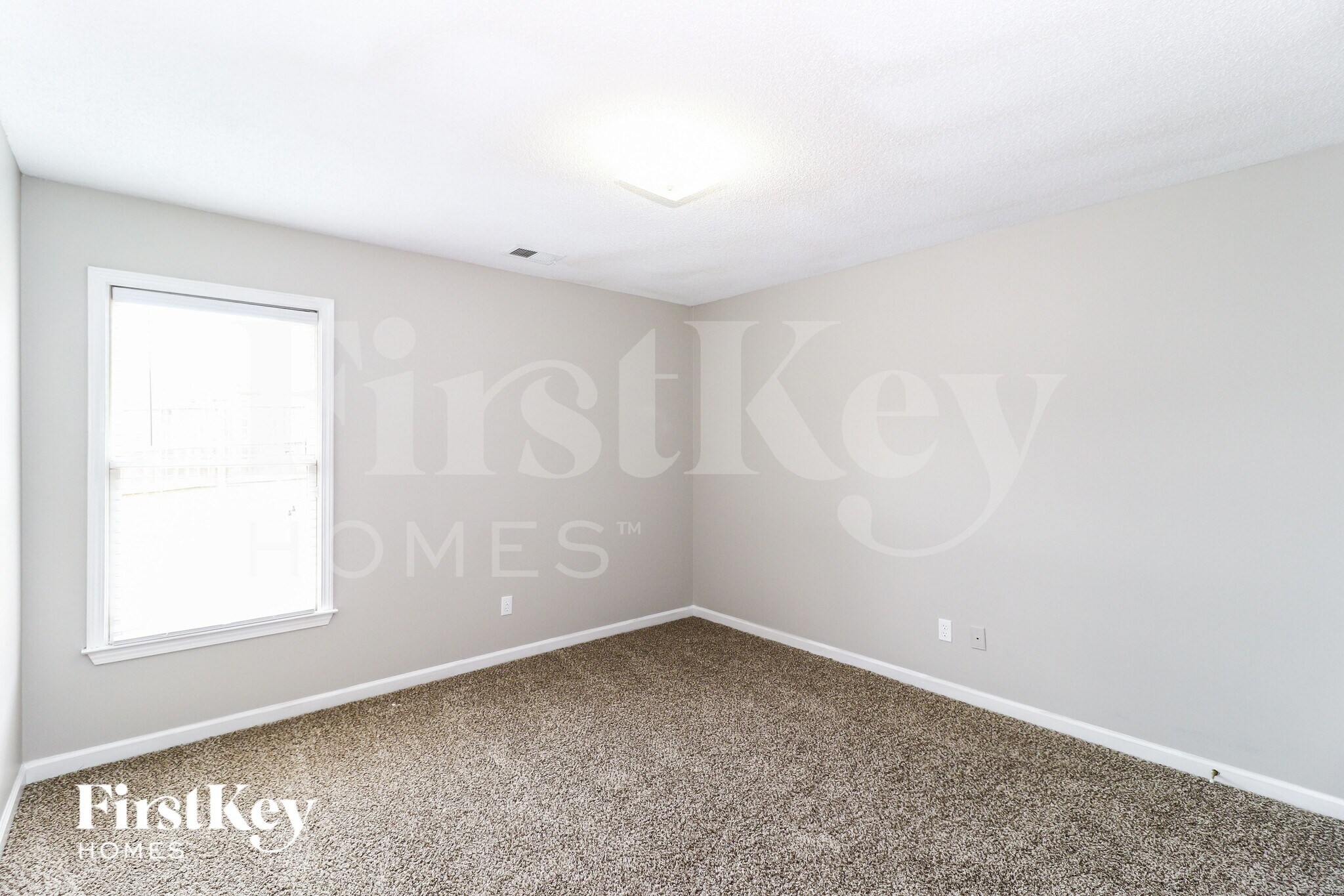 Building Photo - 1071 Mossy Knoll Dr