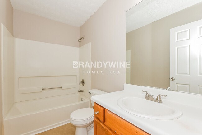 Building Photo - 10445 Ivygate Ave