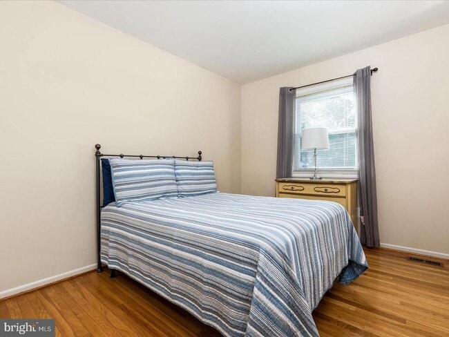 Building Photo - 6434 Rives Ct