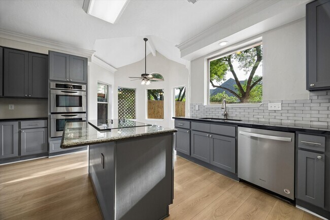 Building Photo - 5315 Sunbright Ct