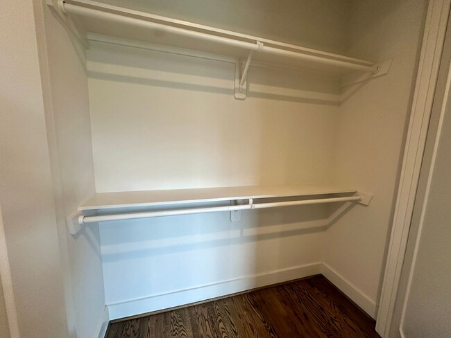 Building Photo - For Lease | 3 Bed, 2 Bath | 2,139 Sq Ft | Greater Heights |