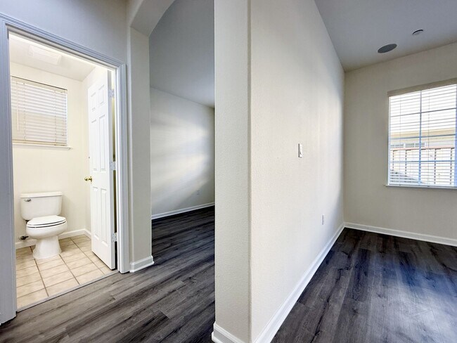 Building Photo - Renovated Coastal Home with NEW Kitchen and a Spacious Layout