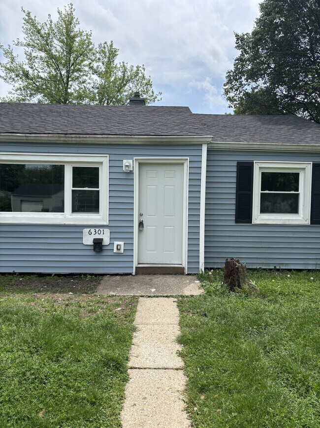 Building Photo - 6301 Nimitz Dr