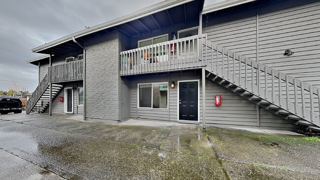 Building Photo - 1105 S Woodlawn St