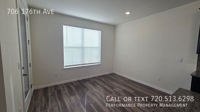 Building Photo - 706 176th Ave