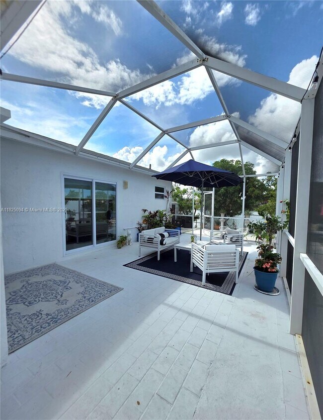 Building Photo - 12307 SW 195th Terrace