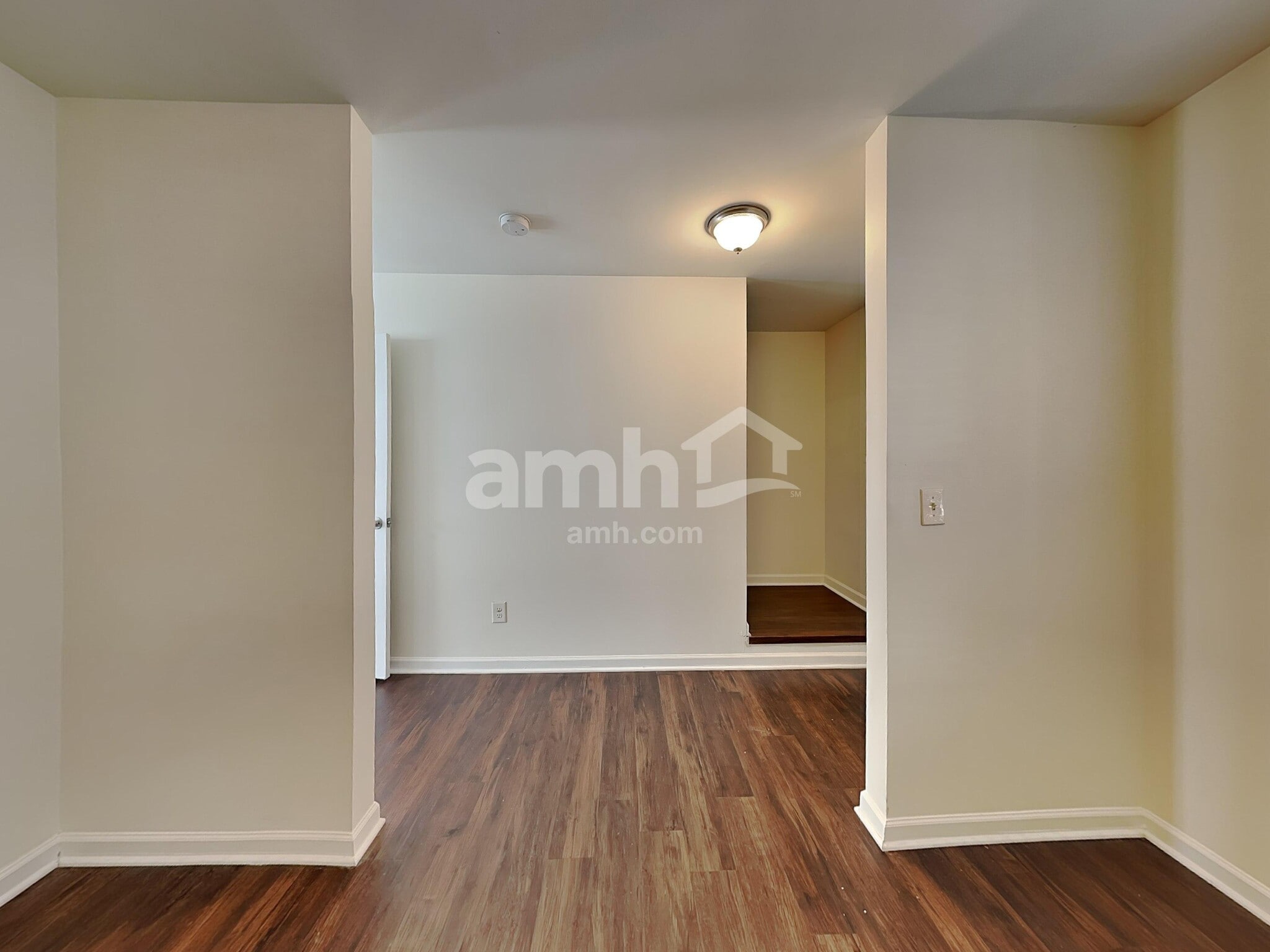 Building Photo - 2307 Sidney Porter Dr