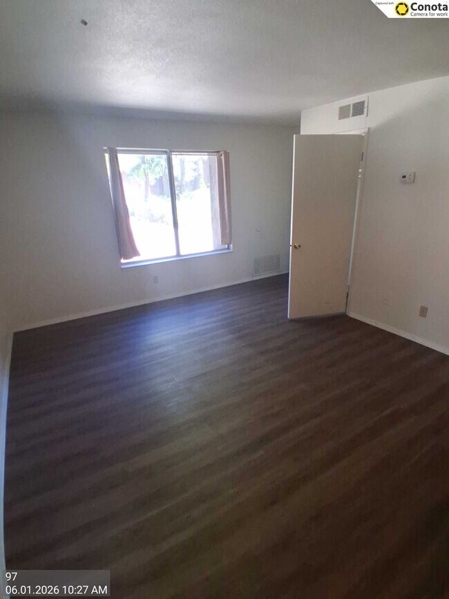 Building Photo - (LEASE PENDING) 1 Bedroom Condo at University Meadows - $1,450.00