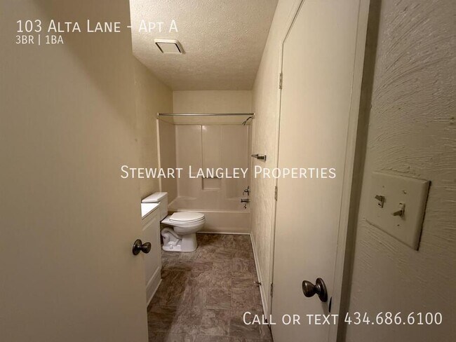 Building Photo - 103 Alta Ln