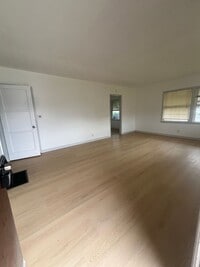 Building Photo - 2115-2117 S Garfield Ave