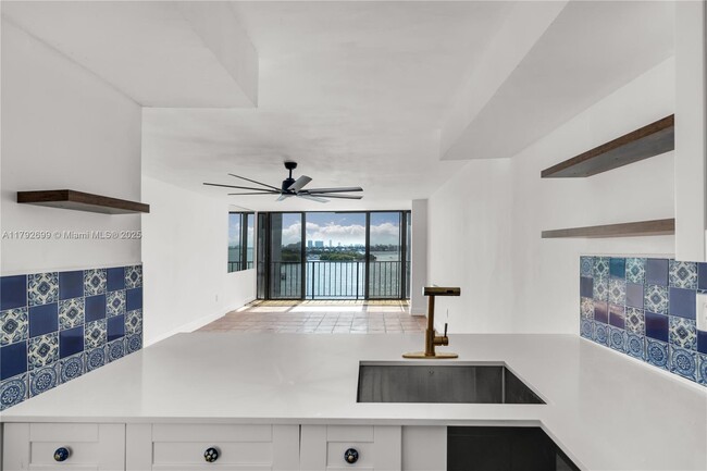 Building Photo - 7899 NE Bayshore Ct