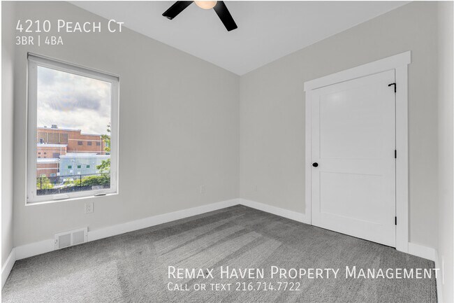 Building Photo - 4210 Peach Ct