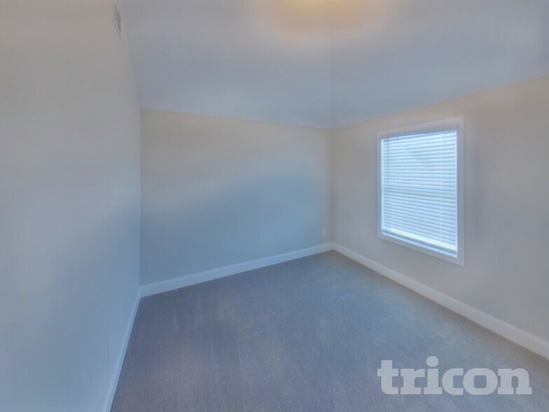 Building Photo - 2925 Cason Ln