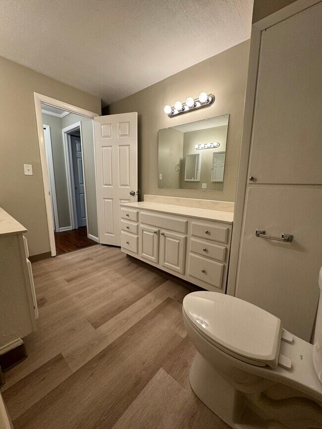 Building Photo - 3175 Karl Rd