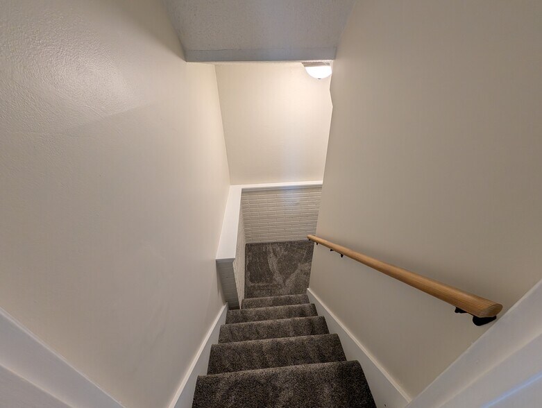 Building Photo - 3784 Cedarwood Ct