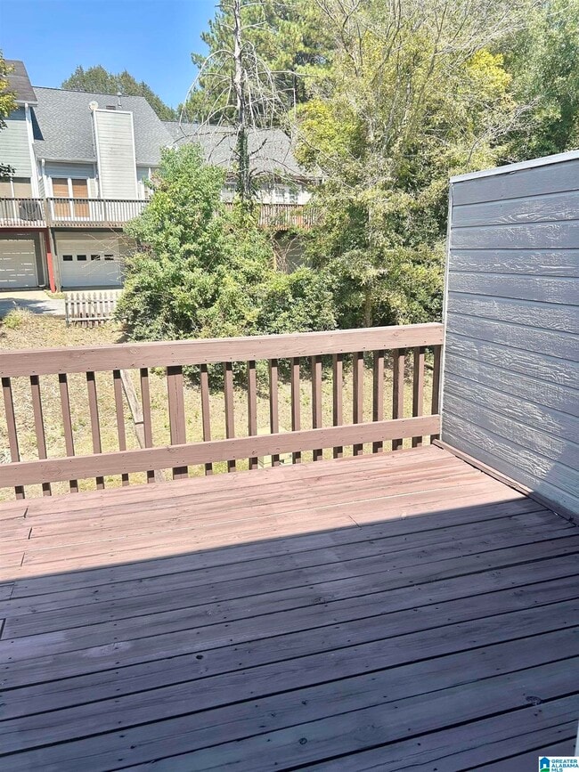 Building Photo - 2212 Ascot Ln