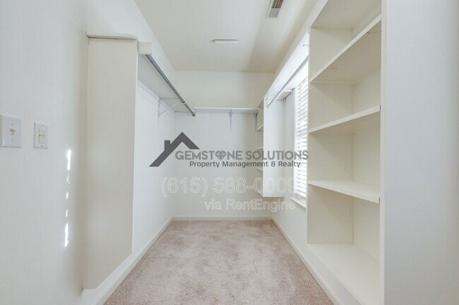 Building Photo - 1035 Watauga Ct