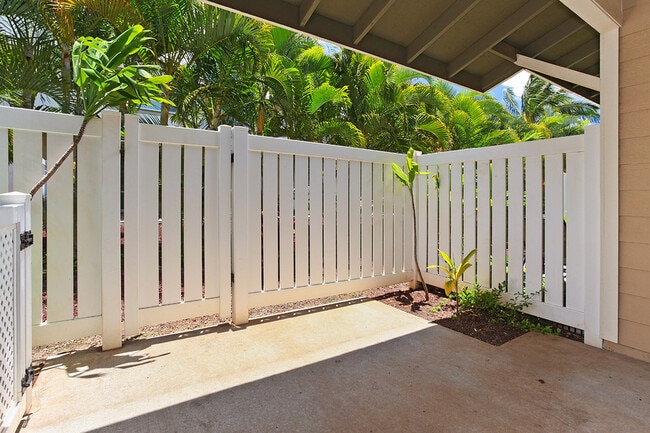 Building Photo - 3 bedroom, 2.5 bath Townhome in Ko Olina H...