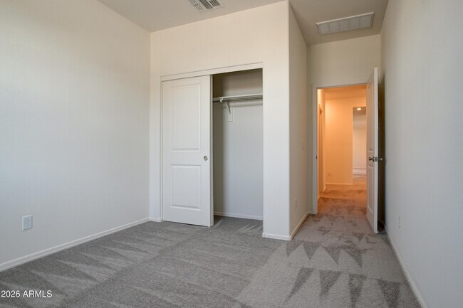 Building Photo - 12340 W Kaler Dr
