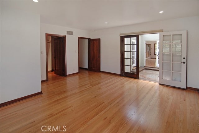 Building Photo - 2538 Aiken Ave