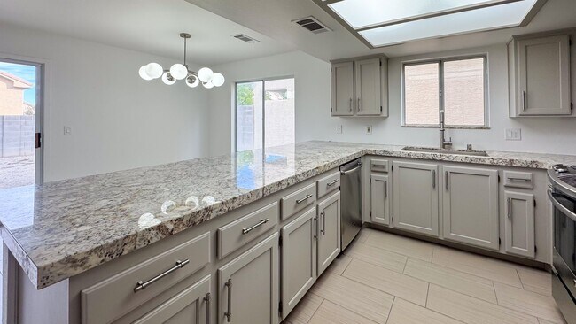 Building Photo - 3-Bed, 2.5-Bath Summerlin Home with Modern...