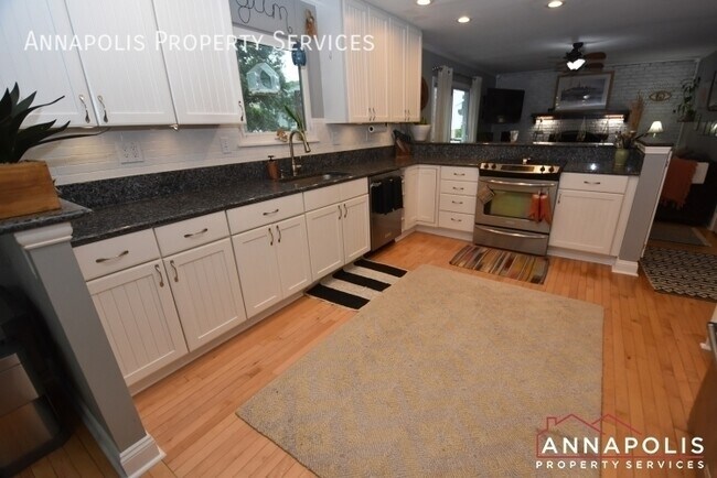 Building Photo - 449 Alfreton Ct