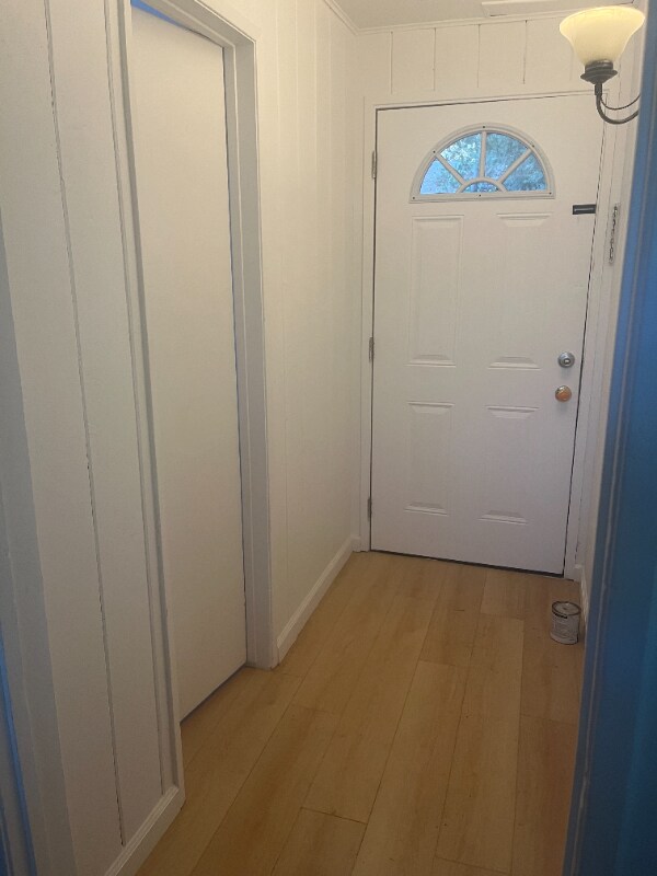 Building Photo - 675 E Victoria Ct