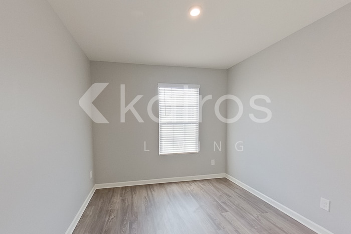 Building Photo - 354 Ironwood Ct