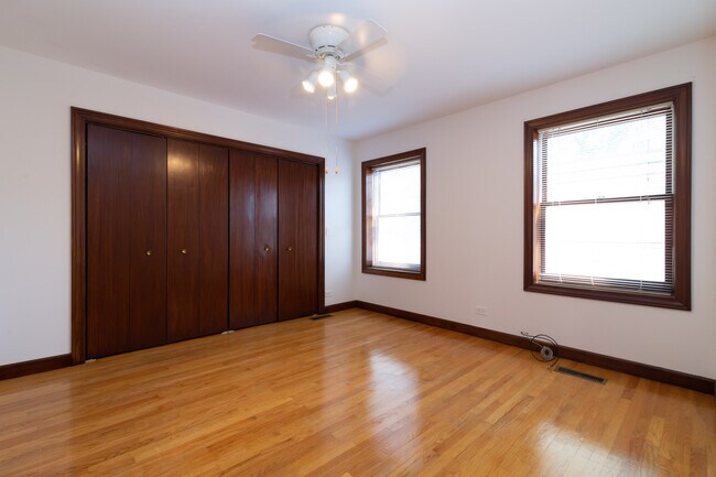 Building Photo - 315 S Ashland Ave