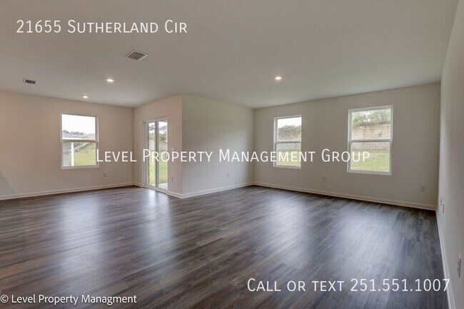 Building Photo - 21655 Sutherland Cir