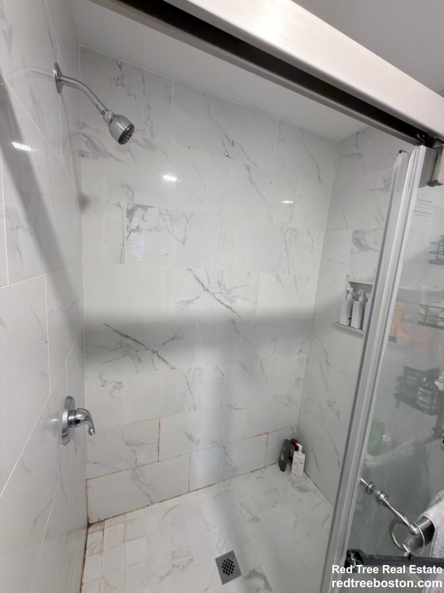 Building Photo - 156 Hillside St