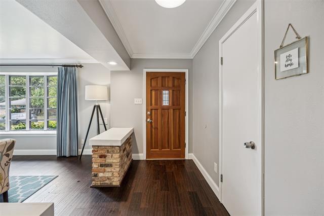 Building Photo - 8422 Sweetwood Dr