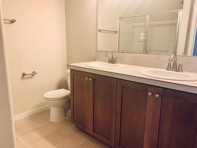 Building Photo - 28609 SW Villebois Dr N