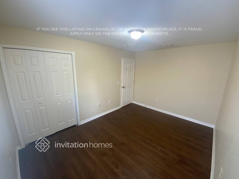 Building Photo - 3121 Turret Dr